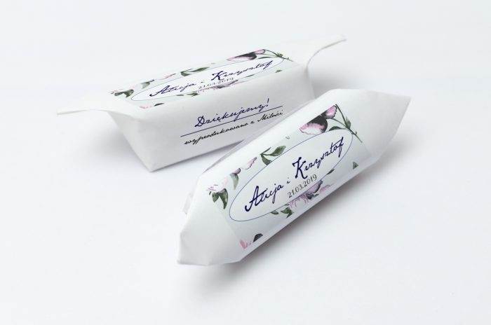 krowki-slubne-1-kg-kwiaty-fioletowe-papier-papier60g