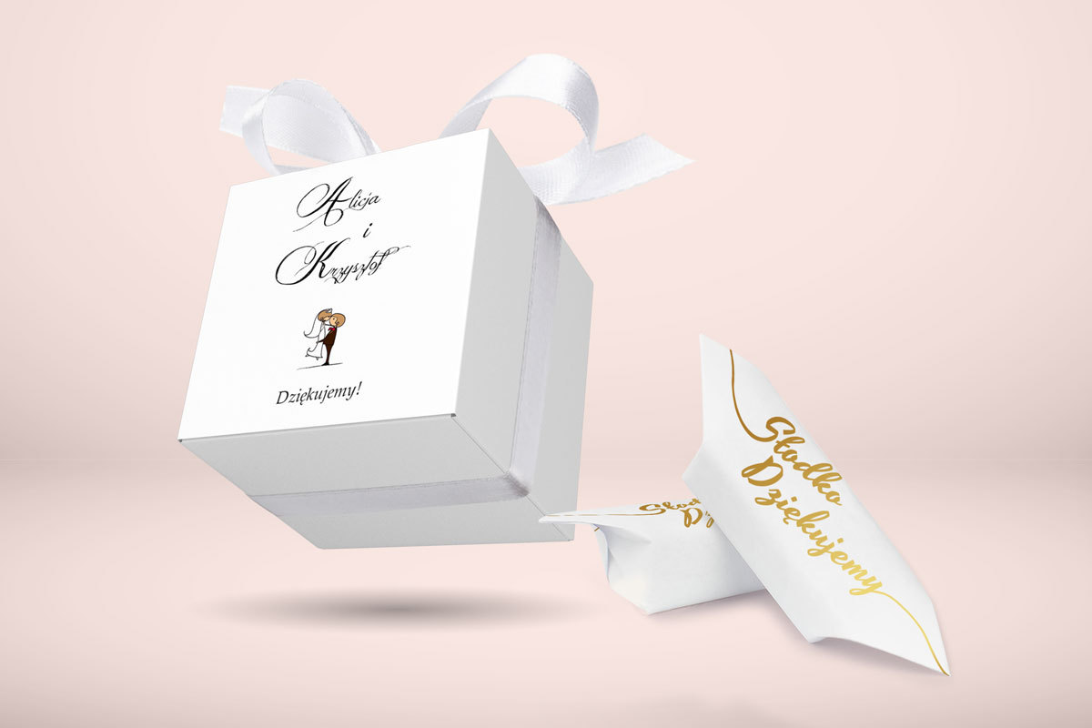 Krówki ślubne Pudełeczko z personalizacją - Lolki w objęciach