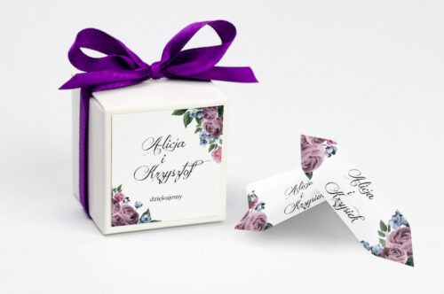 Ozdobne pudełeczko na krówki z personalizacją zaproszenia Botaniczne – Fioletowe róże