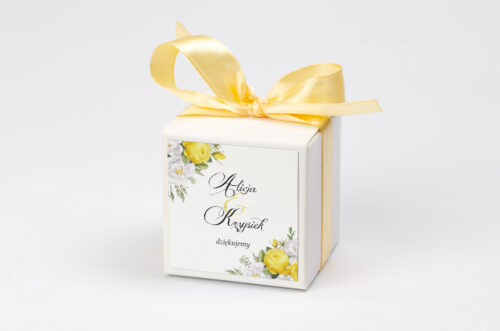 Ozdobne pudełeczko na krówki z personalizacją Kwiaty&Złoto - Żółte róże