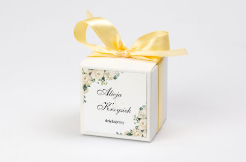 personalizowane pudełeczko na krówki - białe hortensje
