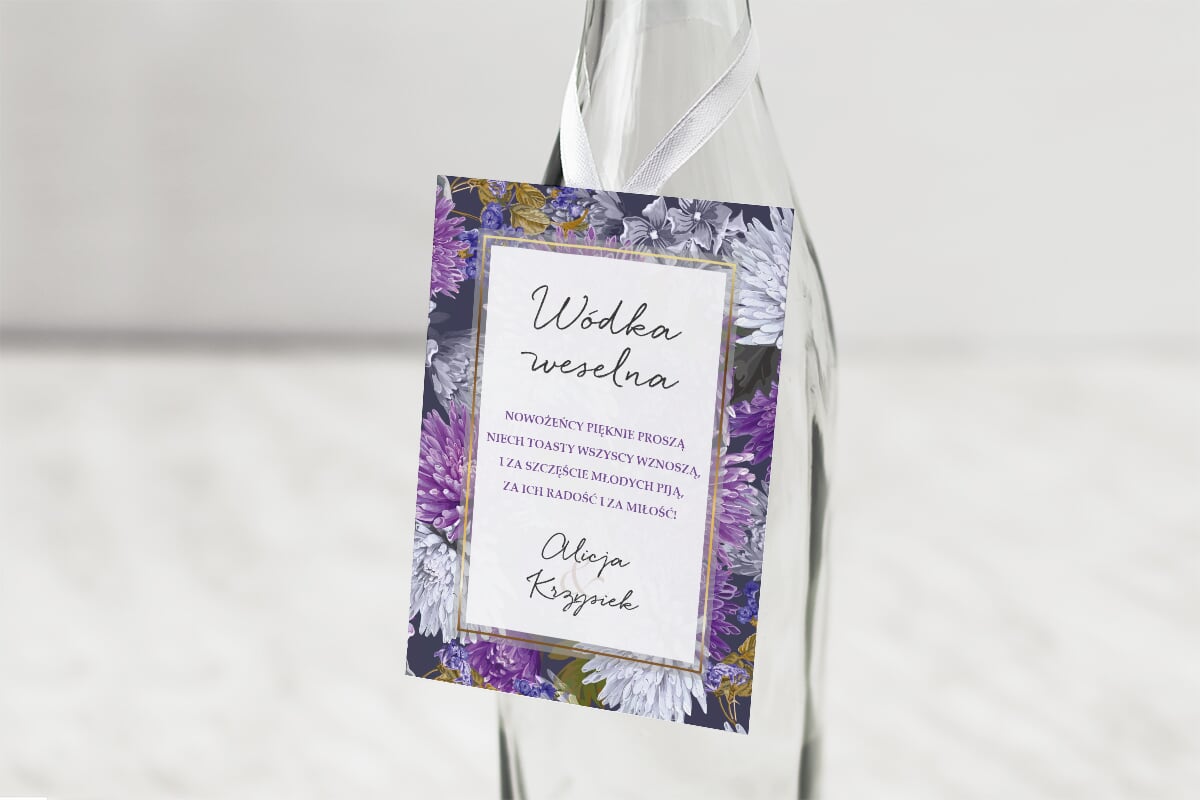 Dodatki ślubne Zawieszka na alkohol do zaproszeń ślubnych Tło z kwiatów - Fioletowy bukiet