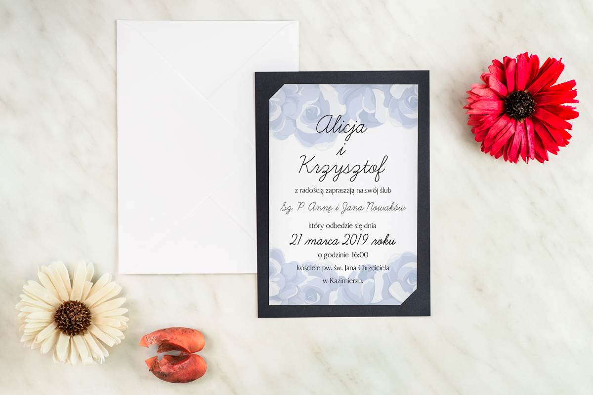 Nowoczesne zaproszenia ślubne Nowoczesne zaproszenie ślubne Granatowe - Niebieskie róże