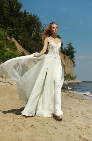 Suknie ślubne Romantyczna suknia z kwiecistymi haftami