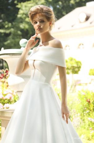 Suknie ślubne Wytworna suknia Cordina z kolekcji pure white