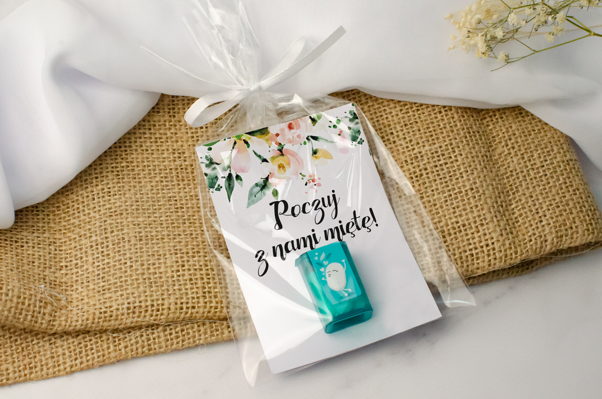 Cukierki dla gości weselnych Tic tac w woreczku "Poczuj z nami miętę!" - Biała magnolia